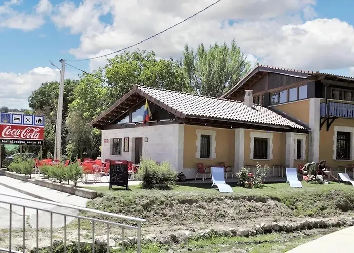 Spacious And Modern House In Riopico * Cardenuela-Riopico